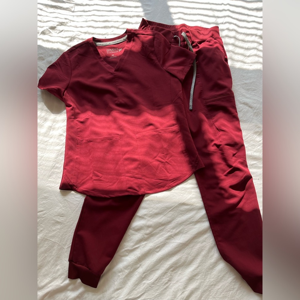 Fabletics Scrubs